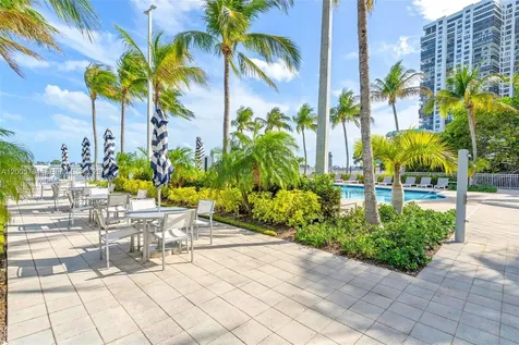 2101 Brickell Avenue Miami FL 33129