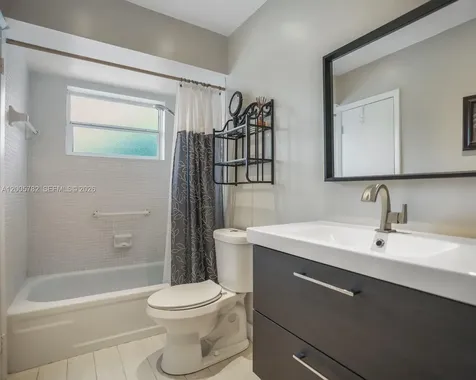 3506 NW 49th Avenue Lauderdale Lakes FL 33319