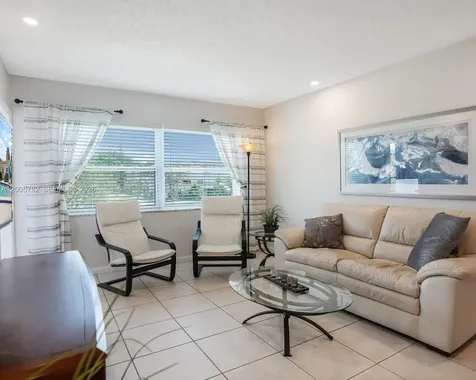 3506 NW 49th Avenue Lauderdale Lakes FL 33319