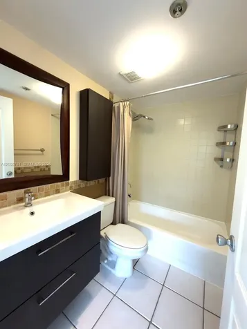 3052 SW 27th Avenue Miami FL 33133