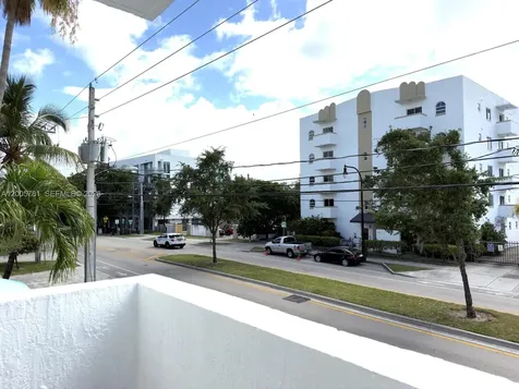 3052 SW 27th Avenue Miami FL 33133