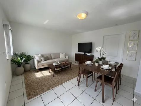 3052 SW 27th Avenue Miami FL 33133