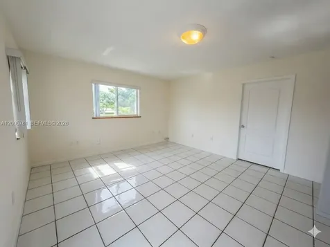 3052 SW 27th Avenue Miami FL 33133