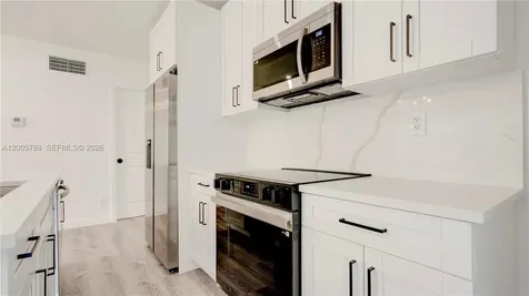 1921 NE 158th Street North Miami Beach FL 33162
