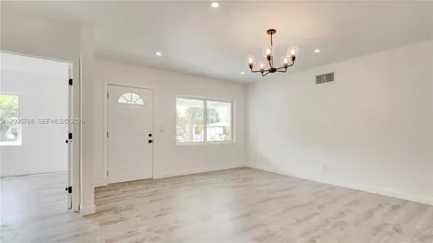 1921 NE 158th Street North Miami Beach FL 33162
