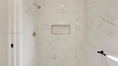 1921 NE 158th Street North Miami Beach FL 33162