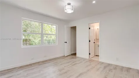 1921 NE 158th Street North Miami Beach FL 33162