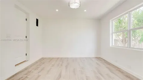 1921 NE 158th Street North Miami Beach FL 33162