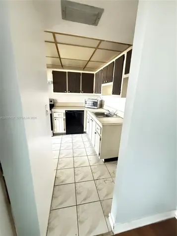 2025 NE 164th Street North Miami Beach FL 33162