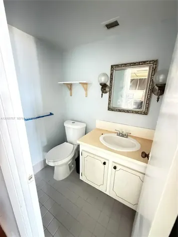 2025 NE 164th Street North Miami Beach FL 33162