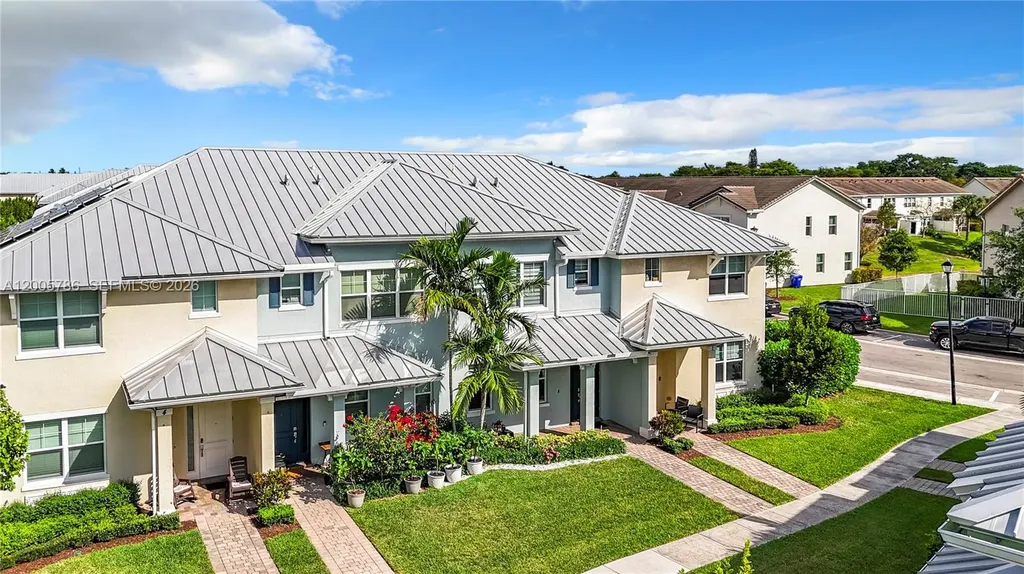 5040 Eucalyptus Drive Hollywood FL 33021