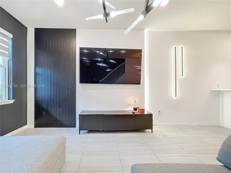 5040 Eucalyptus Drive Hollywood FL 33021