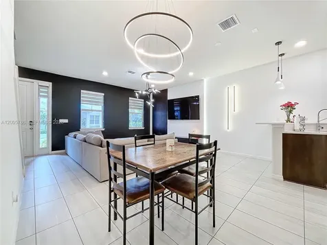 5040 Eucalyptus Drive Hollywood FL 33021