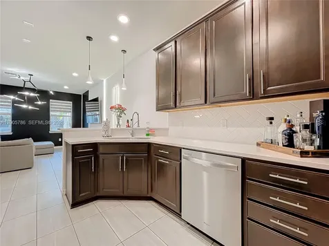 5040 Eucalyptus Drive Hollywood FL 33021