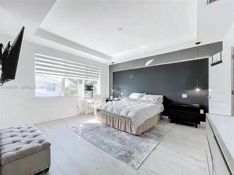 5040 Eucalyptus Drive Hollywood FL 33021