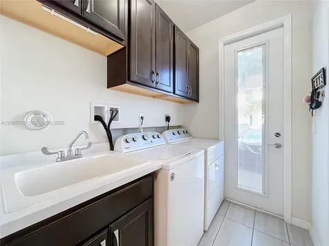 5040 Eucalyptus Drive Hollywood FL 33021