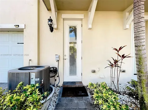 5040 Eucalyptus Drive Hollywood FL 33021