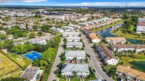 5040 Eucalyptus Drive Hollywood FL 33021