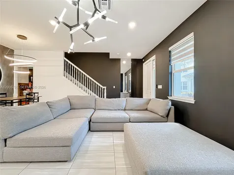 5040 Eucalyptus Drive Hollywood FL 33021