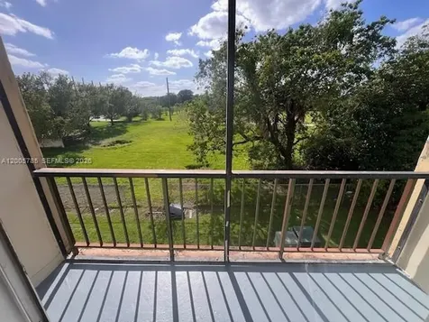 8870 Fontainebleau Boulevard Miami FL 33172