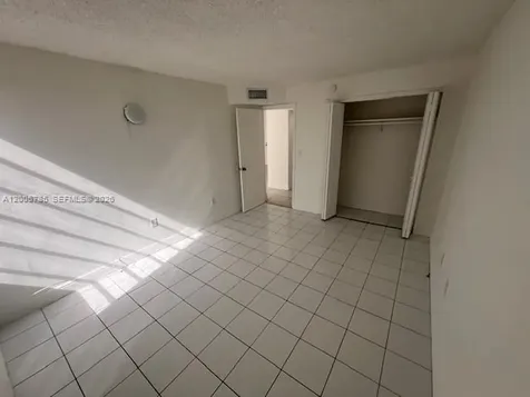 8870 Fontainebleau Boulevard Miami FL 33172