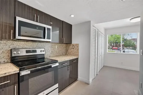 845 NW 91st Terrace Plantation FL 33324