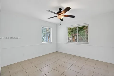 845 NW 91st Terrace Plantation FL 33324