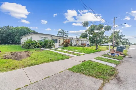 1408 N 23rd Street Fort Pierce FL 34950