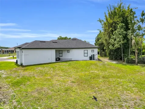 3510 W 9th Court Lehigh Acres FL 33971