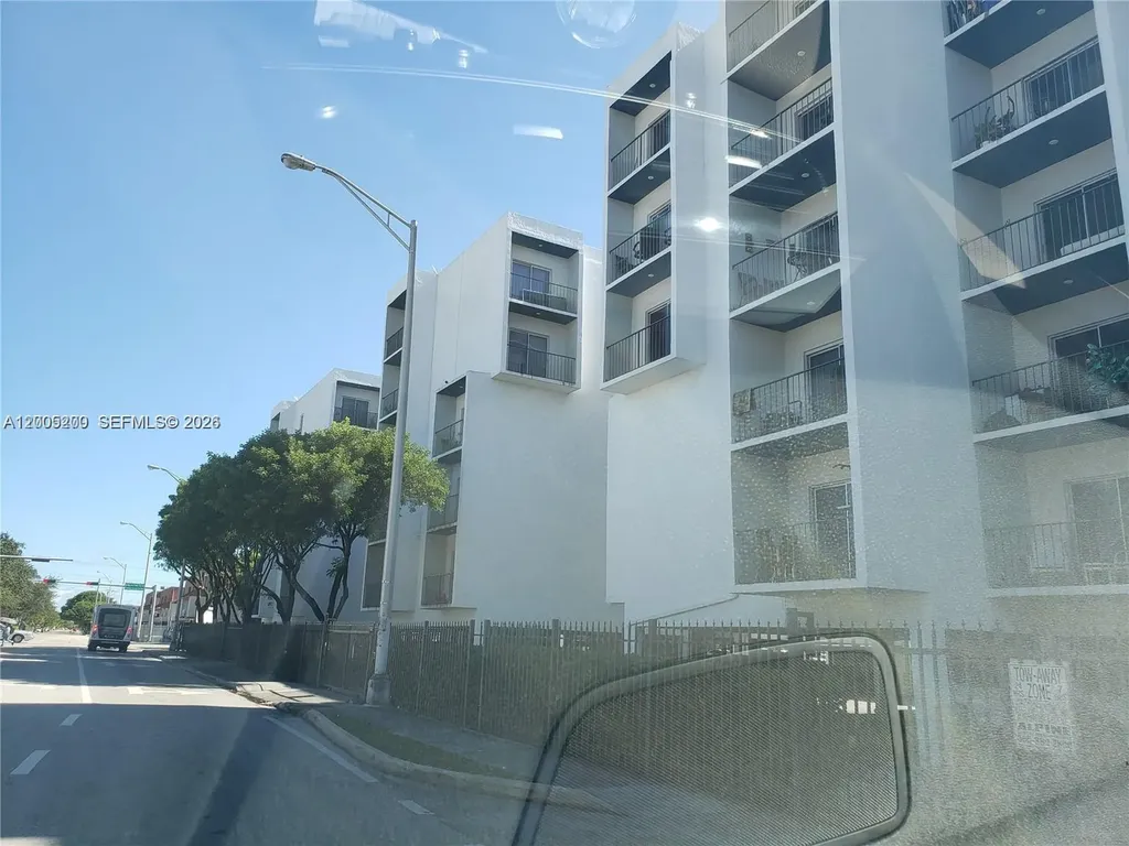 4550 W 16th Avenue Hialeah FL 33012