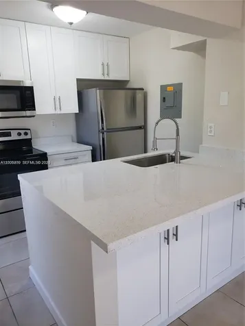 4550 W 16th Avenue Hialeah FL 33012