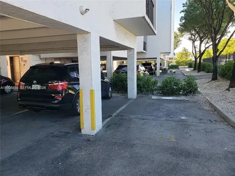 4550 W 16th Avenue Hialeah FL 33012