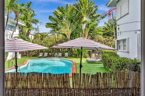 10006 E Bay Harbor Drive Bay Harbor Islands FL 33154