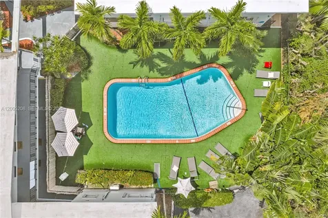 10006 E Bay Harbor Drive Bay Harbor Islands FL 33154