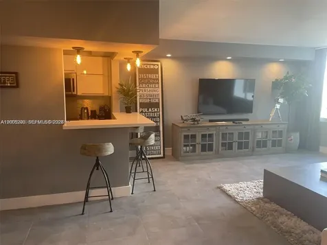 1000 West Avenue Miami Beach FL 33139