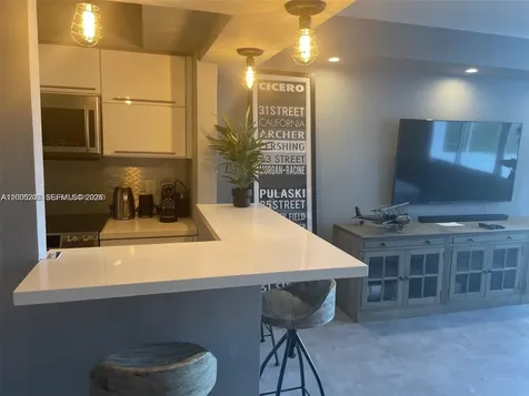 1000 West Avenue Miami Beach FL 33139