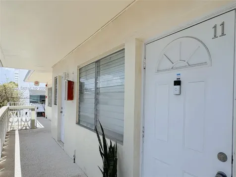 944 Meridian Avenue Miami Beach FL 33139