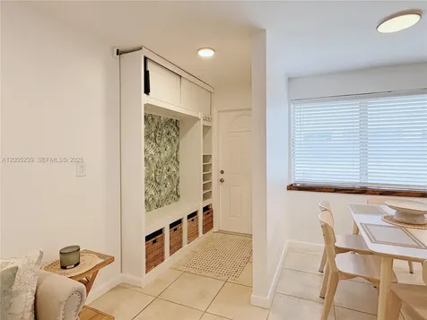 944 Meridian Avenue Miami Beach FL 33139