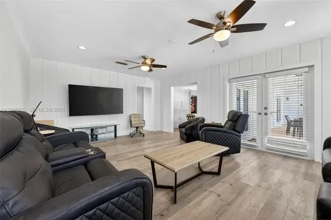 10124 SW 130th Terrace Miami FL 33176