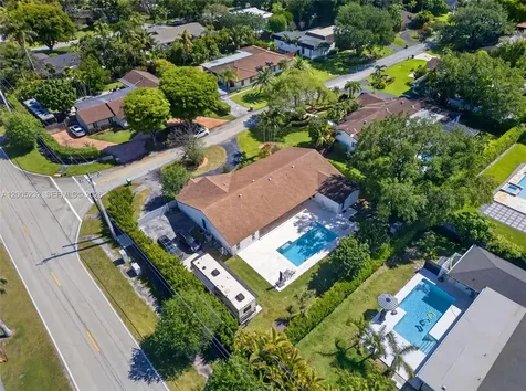 10124 SW 130th Terrace Miami FL 33176