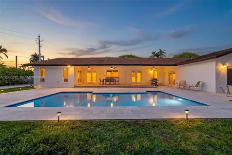 10124 SW 130th Terrace Miami FL 33176