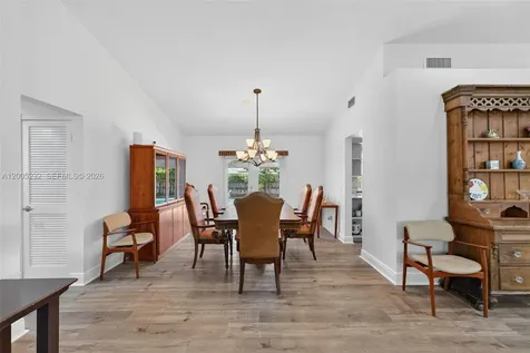 10124 SW 130th Terrace Miami FL 33176