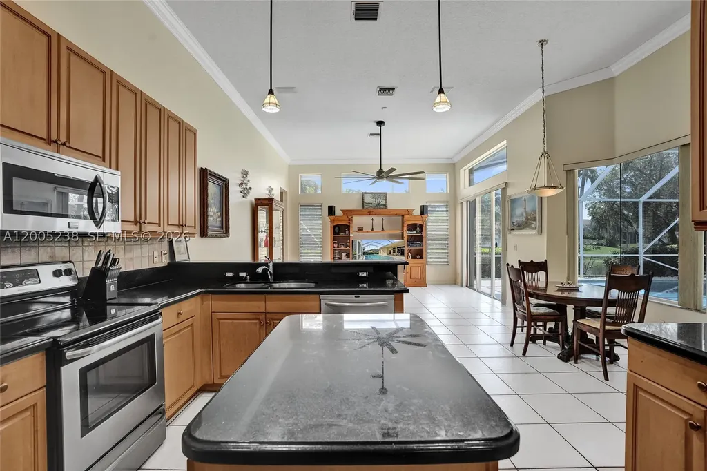 4921 NW 112th Drive Coral Springs FL 33076