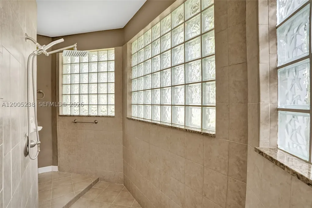4921 NW 112th Drive Coral Springs FL 33076
