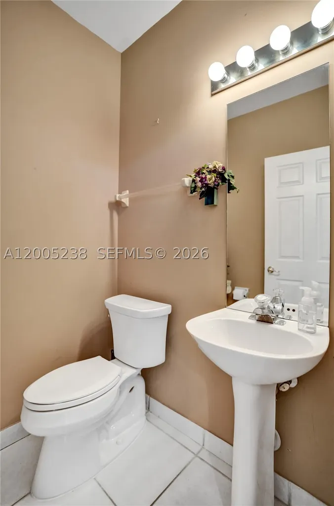 4921 NW 112th Drive Coral Springs FL 33076