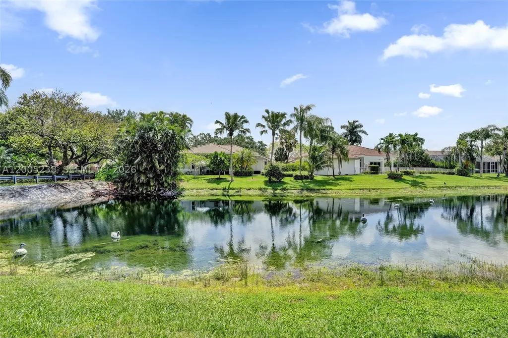 4921 NW 112th Drive Coral Springs FL 33076