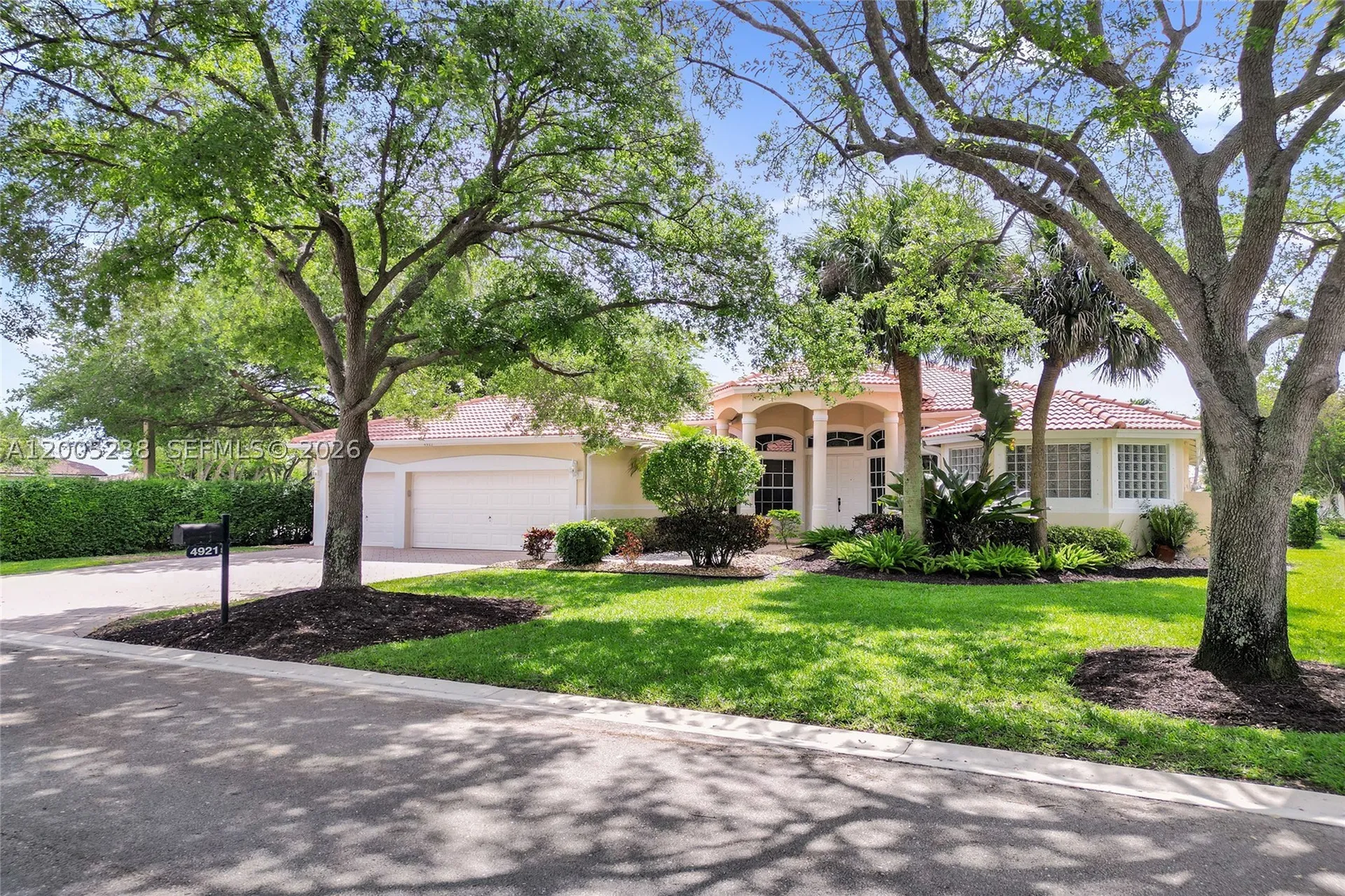 4921 NW 112th Drive Coral Springs FL 33076