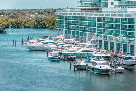 16500 Collins Avenue Sunny Isles Beach FL 33160