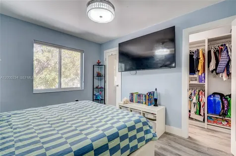 7330 SW 165th Street Palmetto Bay FL 33157