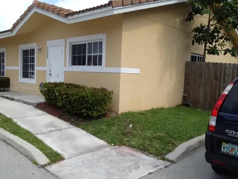 3828 SW 48th Avenue Pembroke Park FL 33023